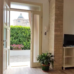 A Casa Di Clementina Appartement